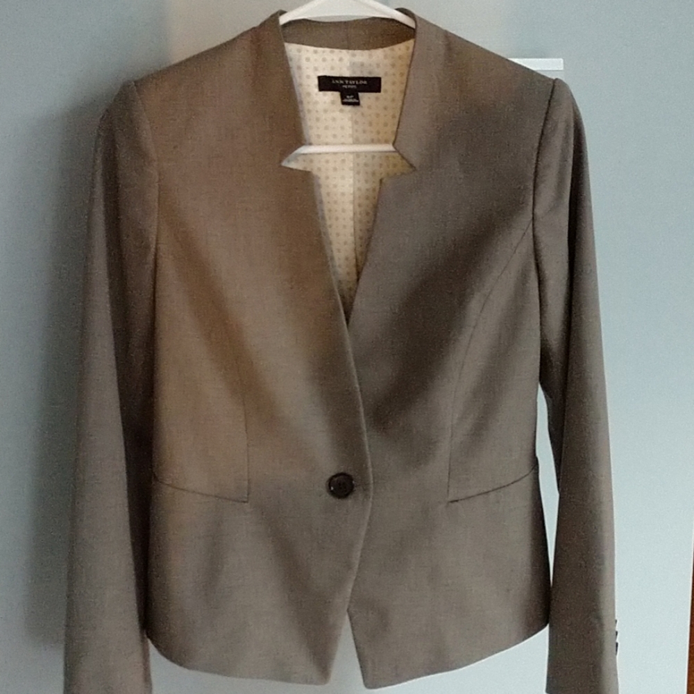 Petite size suit jacket